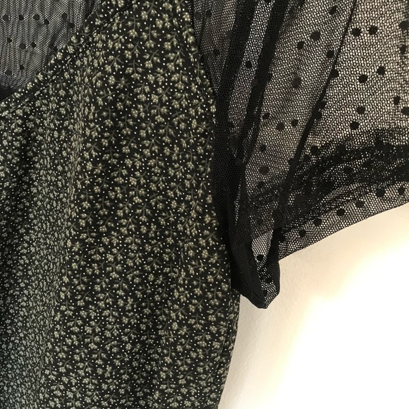 π¦SALE Floral Print Polkadot Mesh Top great under cardigan - Picture 7 of 9